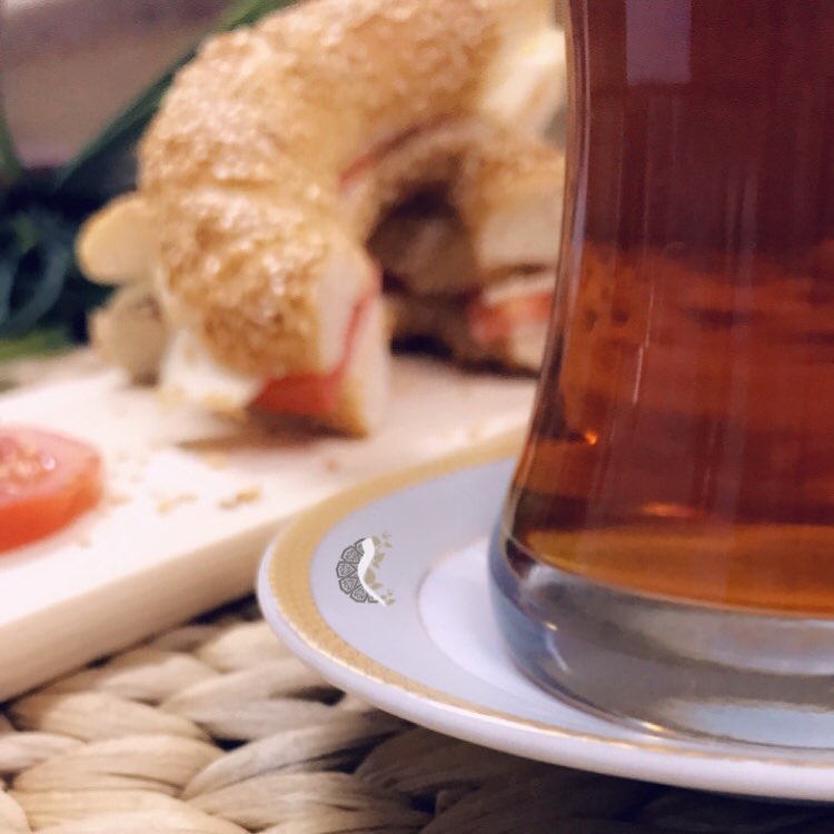 ‏لست بحاجة إلى سنة جديدة لتحدث تغييراً ، كل ما تحتاجه هو اليوم .. . . . #ميم #اقتباس #ميام