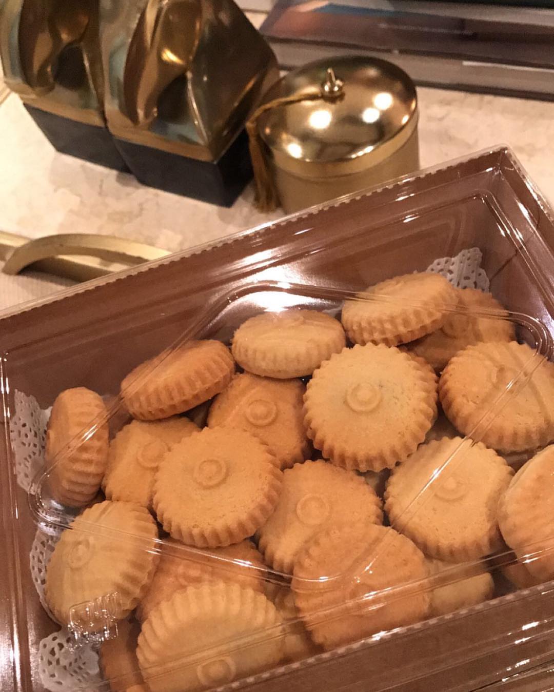 نجهز طلبيات اليوم من بدري ،، الطلب قبل بيوم