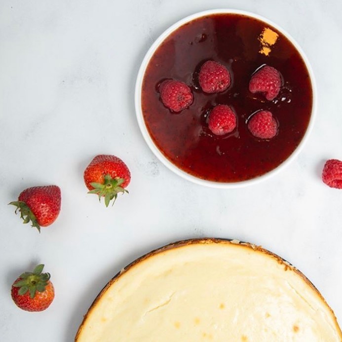 In Fresh House we are passionate about healthy food. We love colors which we transform it