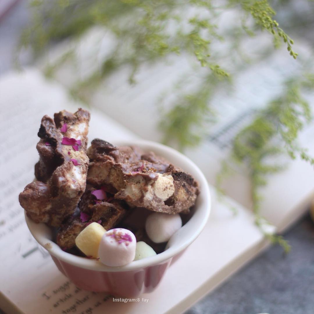 Oreo and Maltesers Rocky road روكي رود بالاوريو والمالتيزرز . . #لايك #فولو #تشيزكيك_اللوت