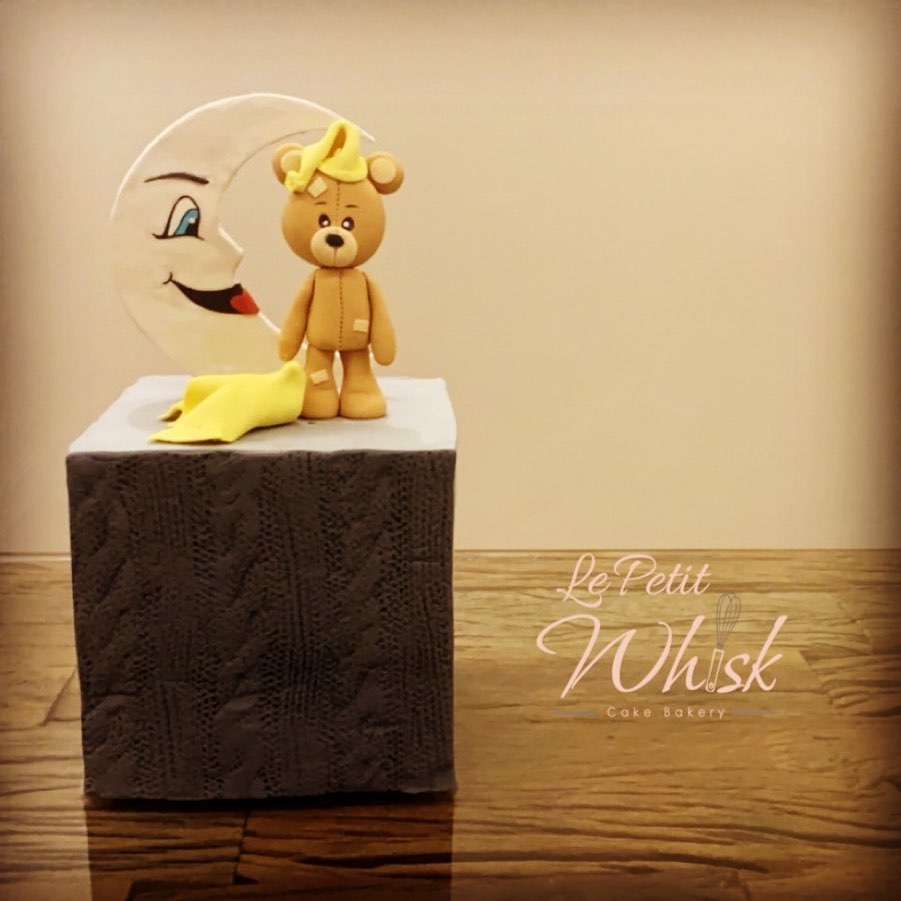 Winter Cake #كيكة #أناقة #creativity #فن #أنواع #الكيك #le #petit #whisk #yummmmy #party #