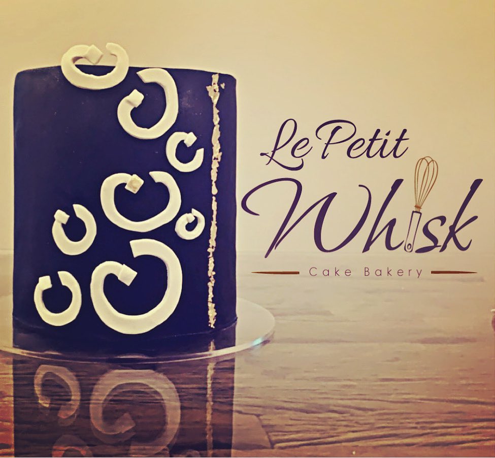 #كيكة #أناقة #creativity #فن #أنواع #الكيك #le #petit #whisk #yummmmy #party #مناسبات