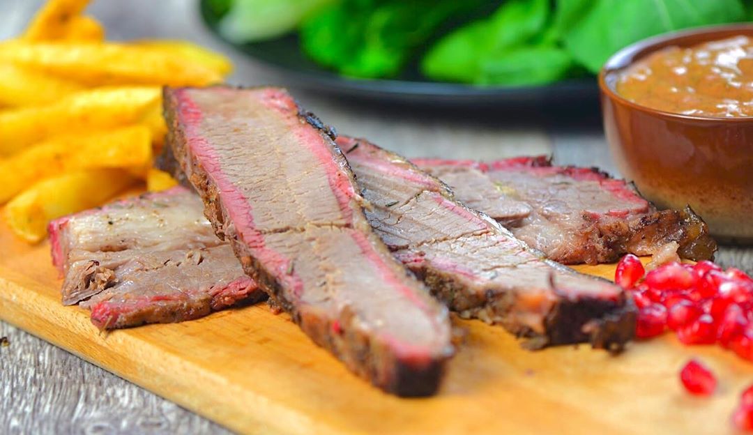 Brisket . . #برجر #برجر_لحم #لحم #بريسكت #جدة #خليك_بالبيت #burger #brisket #brisketsandwi