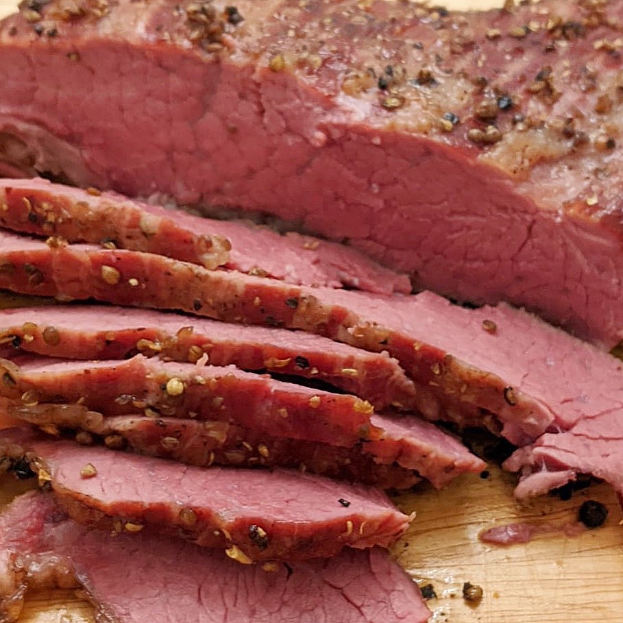 Tri tip pastrami . . . #خليك_بالبيت #برجر_لحم #لحم #جدة #burger #corona ‏#smokedbrisket #j