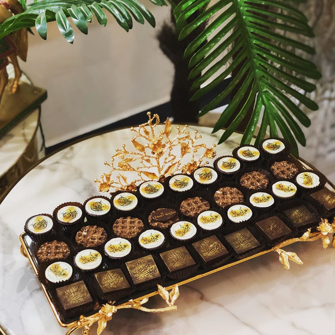 الشوكلت والصواني من تنفيذ سويت السمو