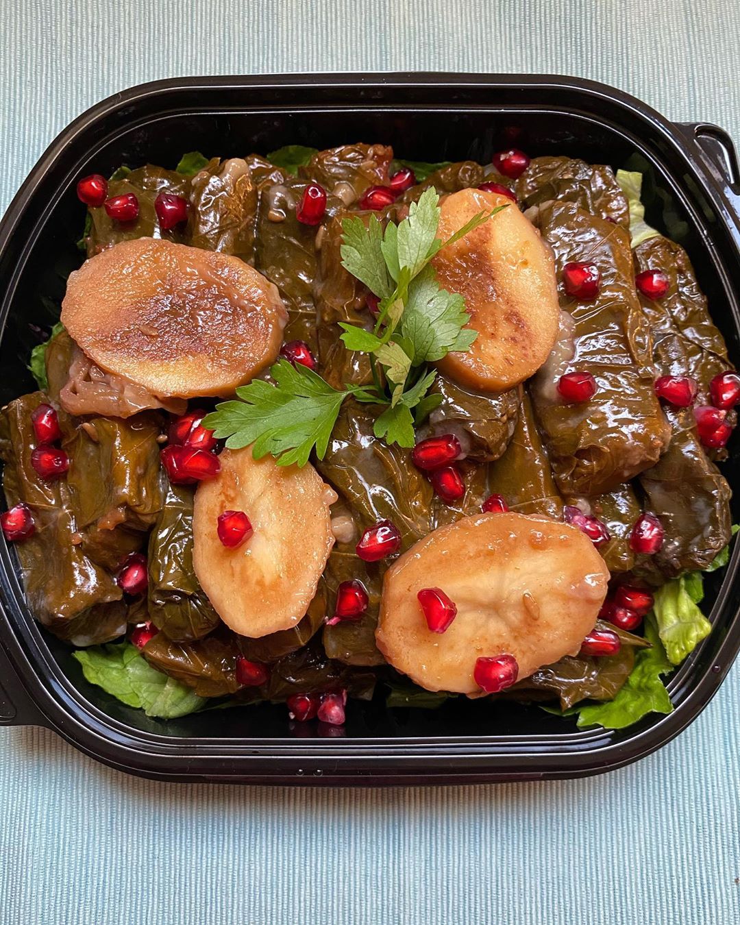 تُحفة فنية ❤️ . . للطلب رابط الطلب المباشر موجود في البايو #ورق_عنب_ناطع #ورق_عنب_بالحامض_