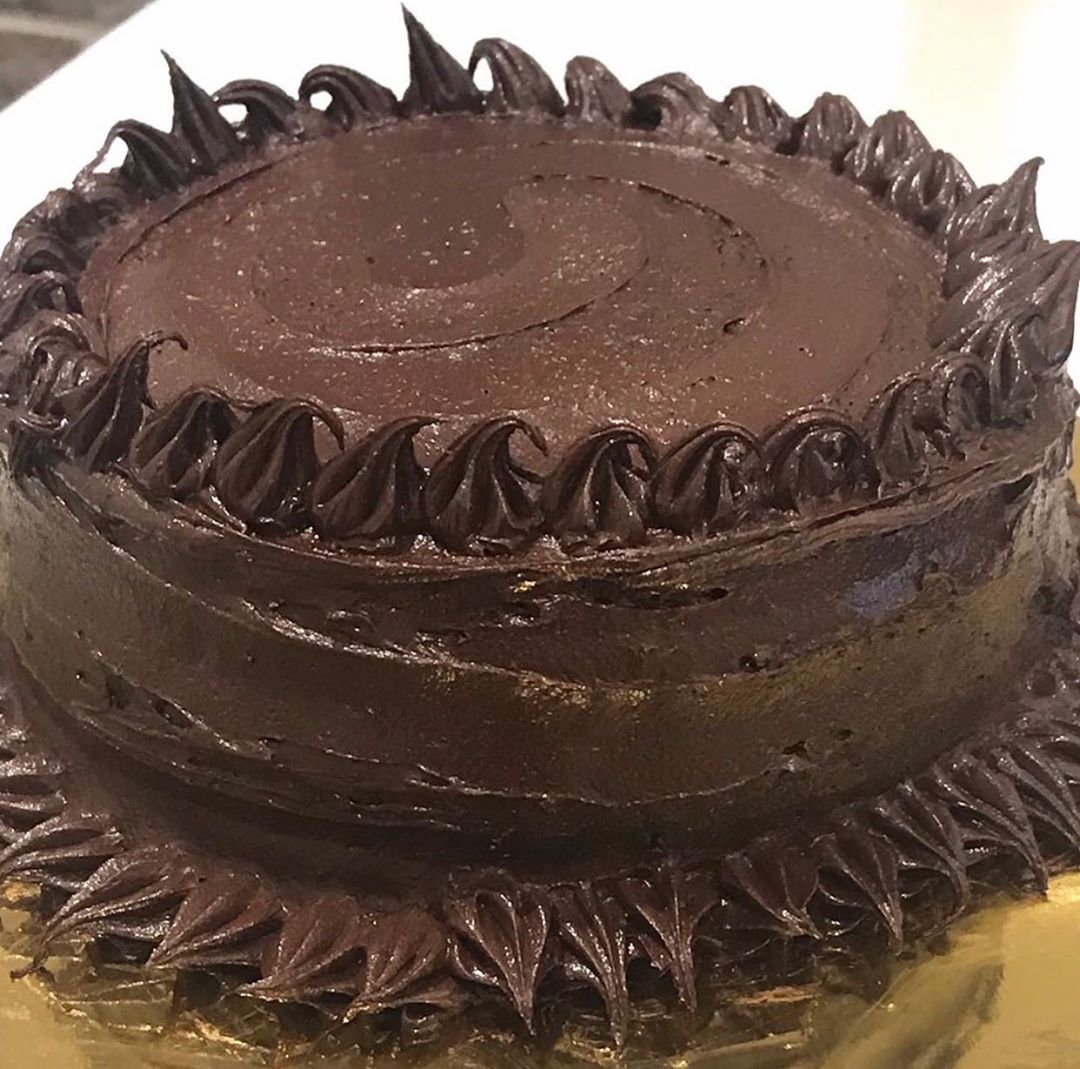 كيكه الشوكولاته فدج ♥️Plain Chocolates Fudge Cake مقاس ١٠ انش