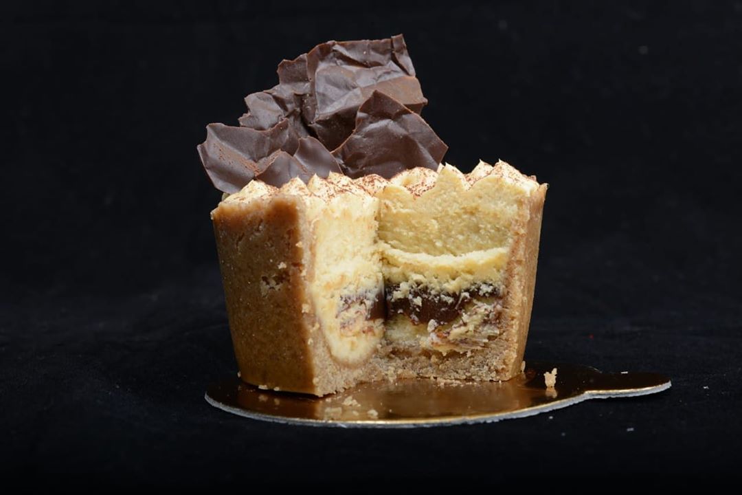اللذاذه في صوره #قهوه #cave #sweet #حلا #حلويات #حلويات_عصرية