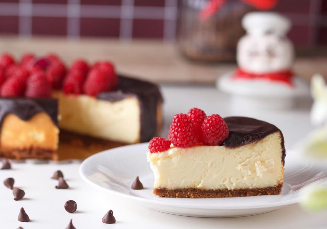 Raspberry and chocolate cheesecake ❤️ 145 Sr