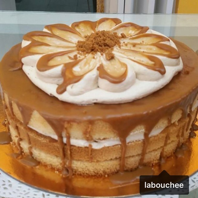 كيكة اللوتس lotus cake #لابوشي_كيك #ضيافة #لذيذ #حفلات #لوتس #أبوظبي