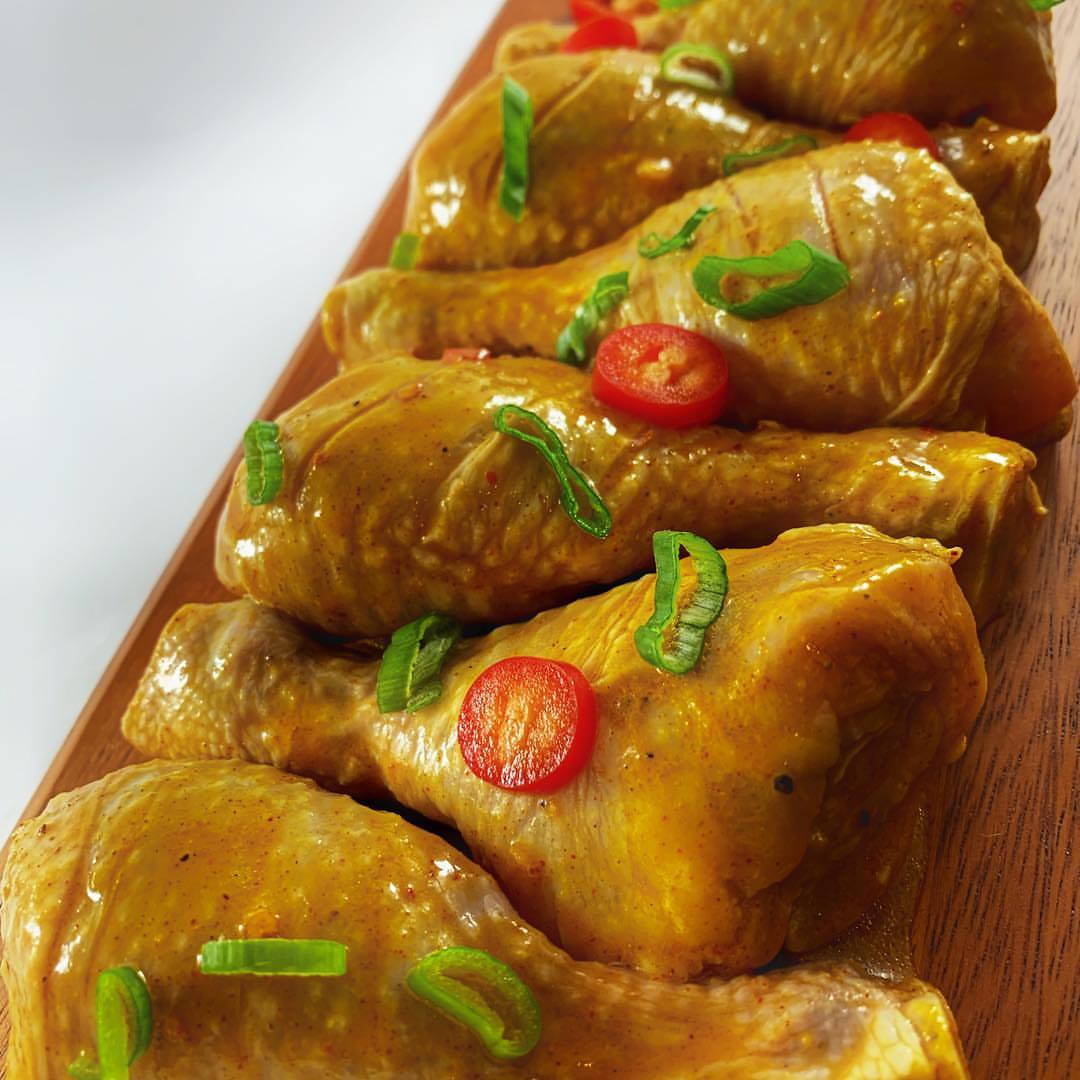 لمحبين سيقان الدجاج متبلة حسب اختيارك من تتبيلاتنا المميزة#igrill #dammam #khobar #dhahran