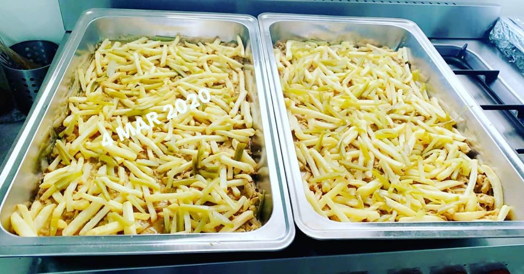 صينية شاورما بالبطاطس من #لانش_لانش جزء من أطباقنا لشركة ناس #وجبة_غداء_عمل #اطباق_لذيذه #