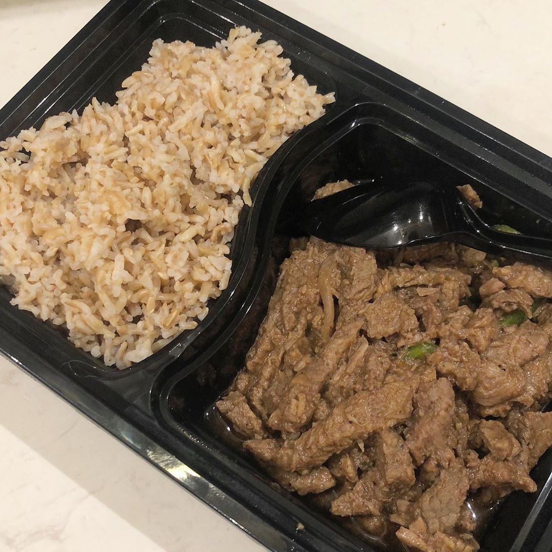 #لحم_صيني مع رز #بني #chinesbeef w #brownrice . . . . . . . . . . . . . . . . . #وجبات_صحي