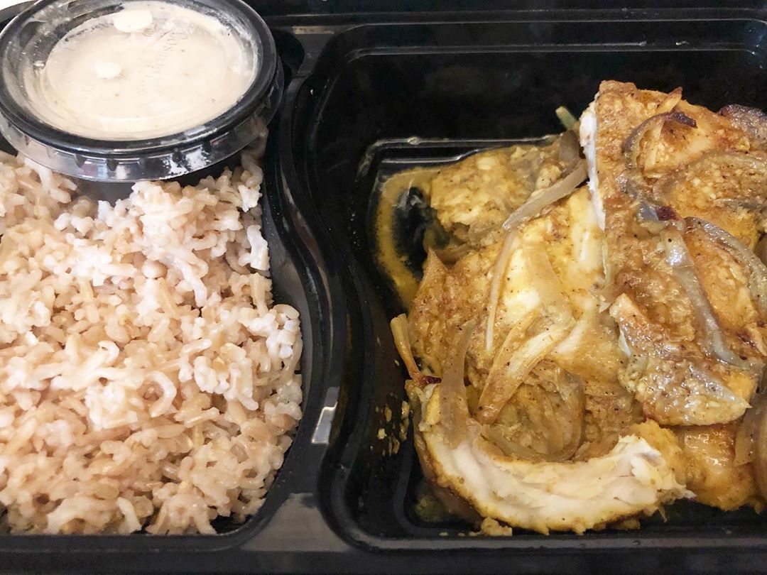 #سمك ب #الكاري مع #رز_بني و طحينة #curryfish w #brownrice & #tahini . . . . . . . . . . .