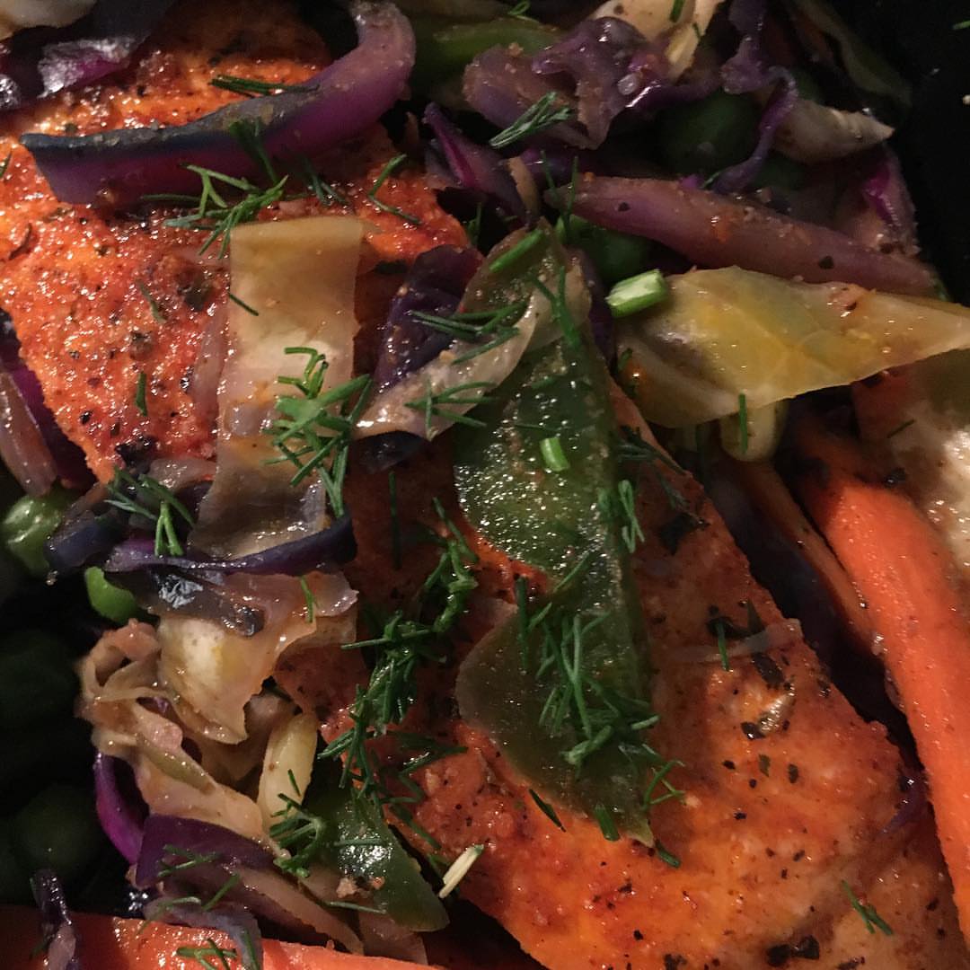 #سلمون #مشوي مع #خضار #grilledsalmon with #vegetables . . . . . . . . . . . . . . . . . #j
