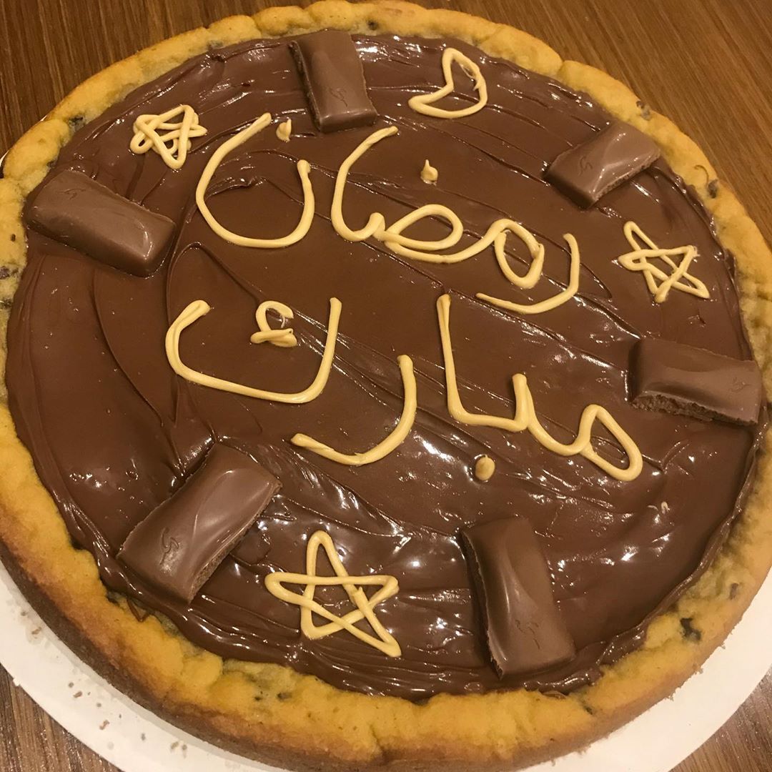 ما أسرع أيامك يا رمضان هي أيام قليلة و يرحل اللهم بلغنا رمضان أعواماً عديدة و أزمنة مديدة