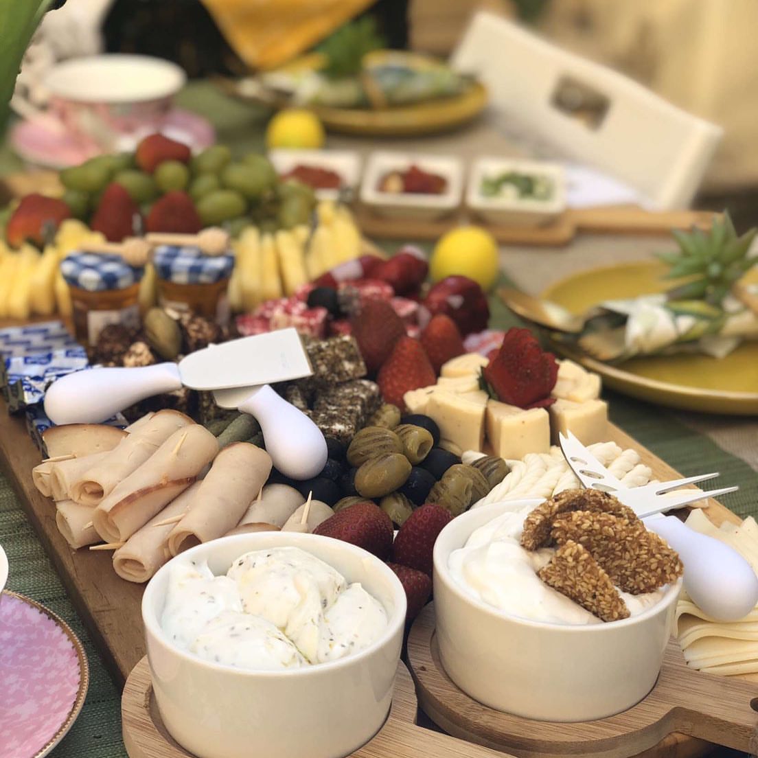 غريبه