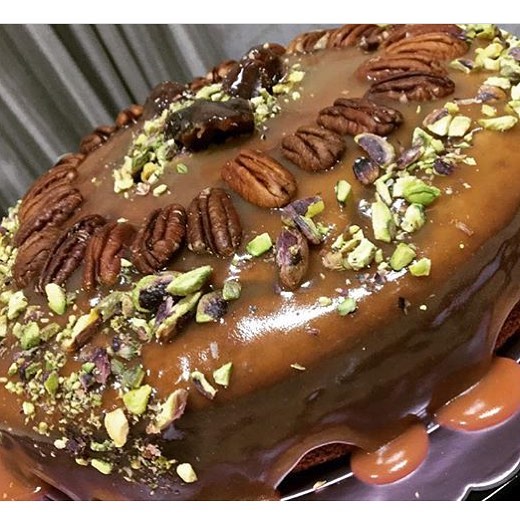 كيكة التمر اللذيذة ،،،للطلب واتس او دايركت #ورق_عنب#ملفوف#جريش#رز_ورق_العنب#برياني_لحم#بري