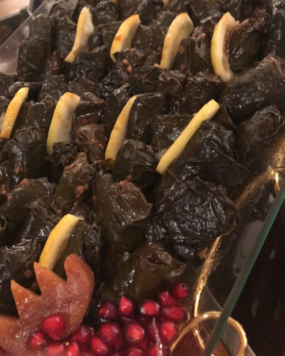 ورق عنب ناطع ولذيذ بدبس الرمان الرياض #ورق_عنب#ملفوف#جريش#رز_ورق_العنب#برياني_لحم#برياني_د