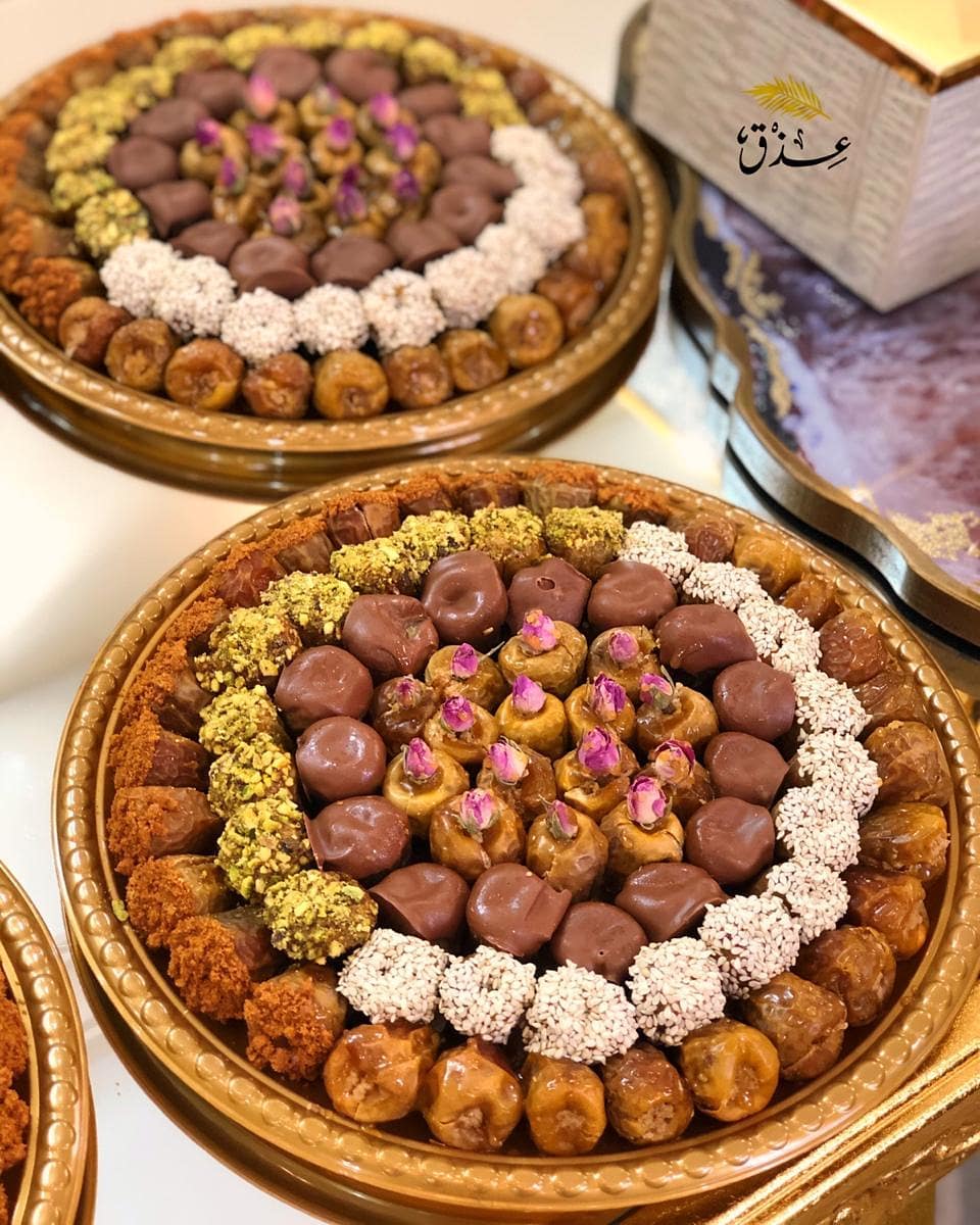 #ابها #عذق #تجمع_بنات_الجنوب #عسير #تقديمات_ضيافه #سيدات_أبها #تمر #تمور #تمور_فاخرة #توزي