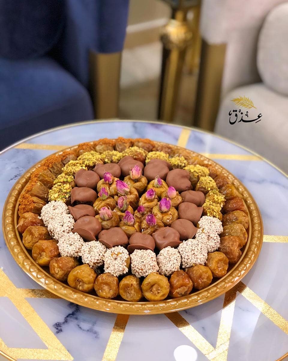 #ابها #عذق #تجمع_بنات_الجنوب #عسير #تقديمات_ضيافه #سيدات_أبها #تمر #تمور #تمور_فاخرة #توزي