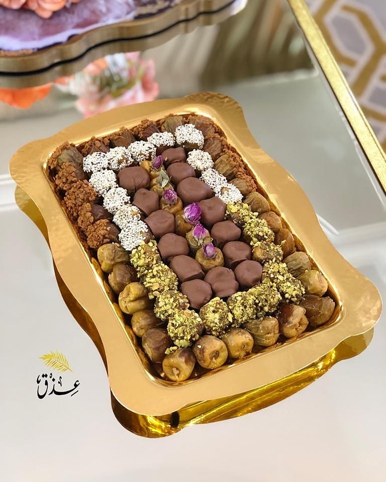 #ابها #عذق #تجمع_بنات_الجنوب #عسير #تقديمات_ضيافه #سيدات_أبها #تمر #تمور #تمور_فاخرة #توزي