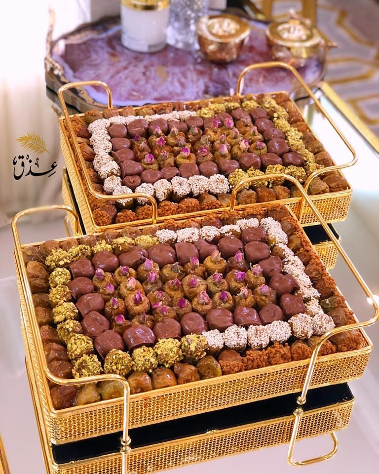 #ابها #عذق #تجمع_بنات_الجنوب #عسير #تقديمات_ضيافه #سيدات_أبها #تمر #تمور #تمور_فاخرة #توزي