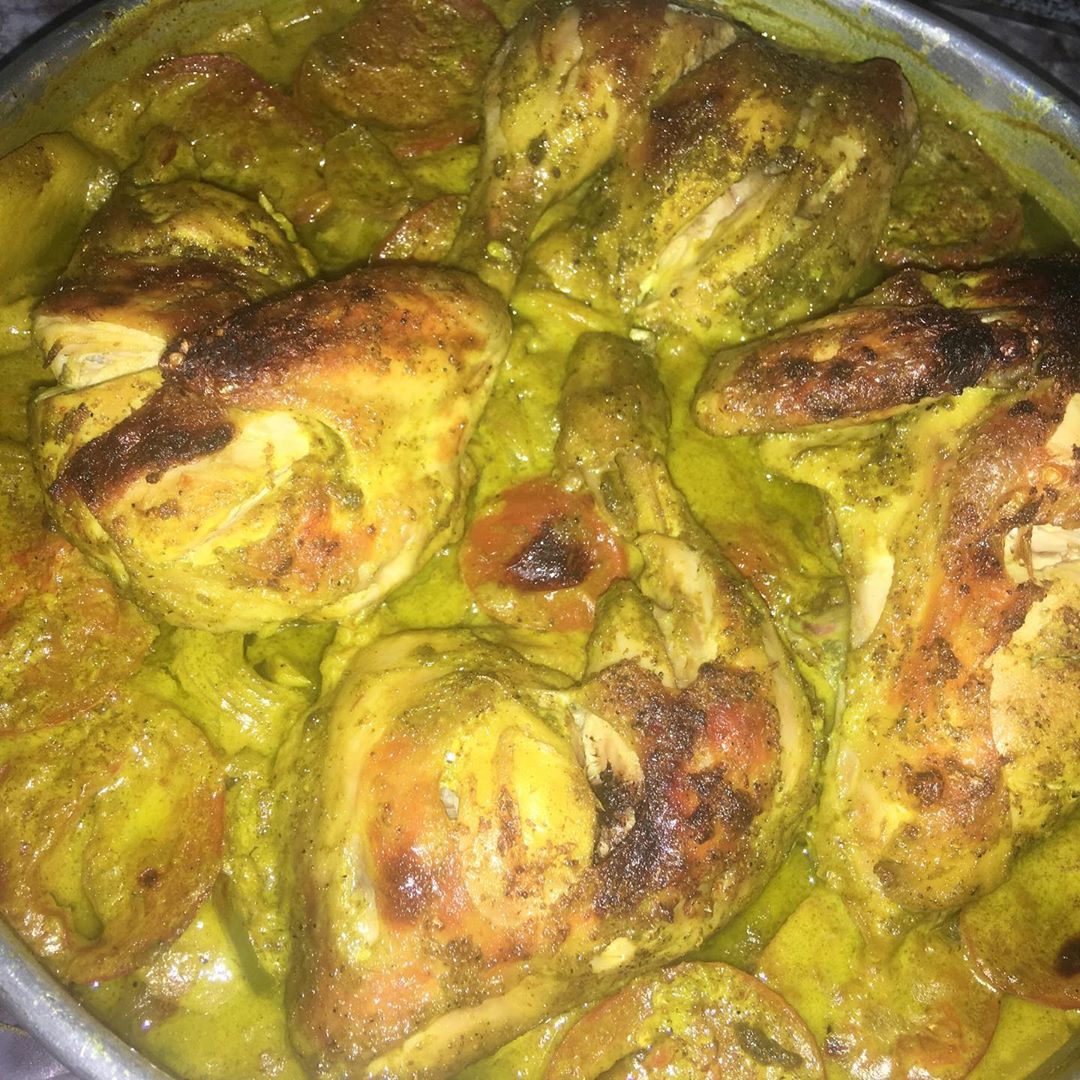 صينية الدجاج باللبن والبقدونس ‏‎#مطاعم #طبخات #جمبري #روبيان #برينقلز #طبخ #سيفود #cooking