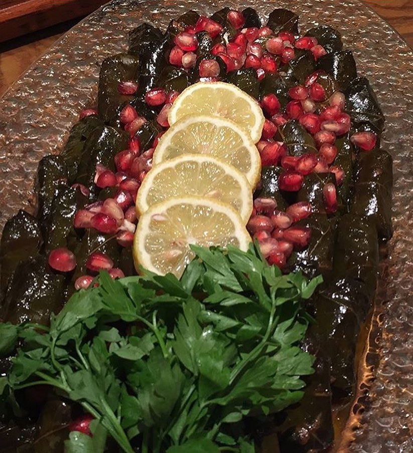 ورق عنبنا الناطع