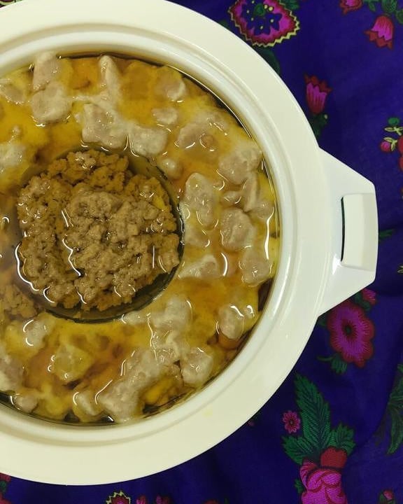 علينا المصبَعة ، وعليك القهوة وابشر ب تقنيد الرأس
