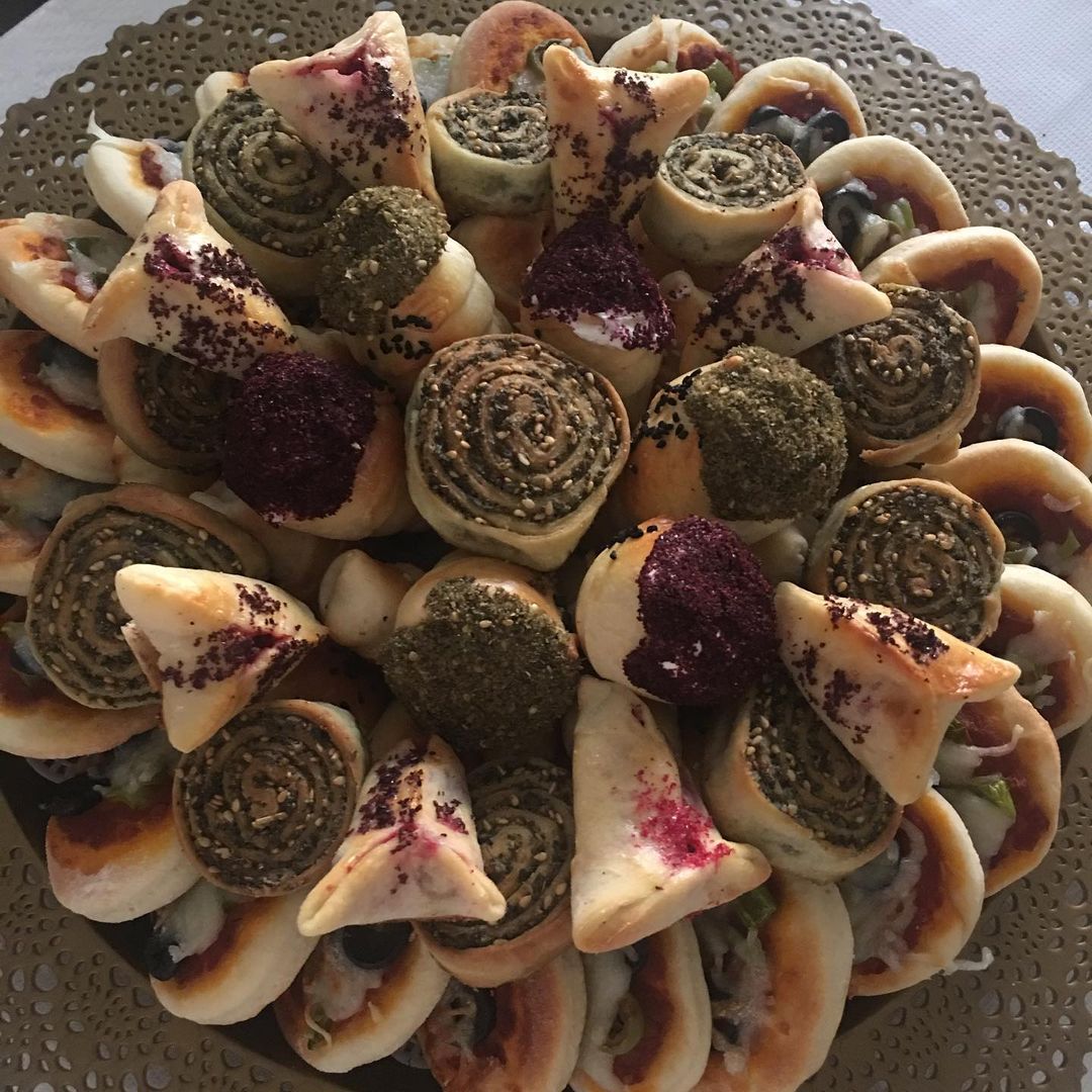 . . ❤️❤️ ،،. . .معجنات مشكلة . . للطلبات: الارسال على الدايركت ، أو واتساب : #yummy#bakery
