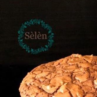 Love is in the air .... A special gift combination for your special one Chocolate cookies