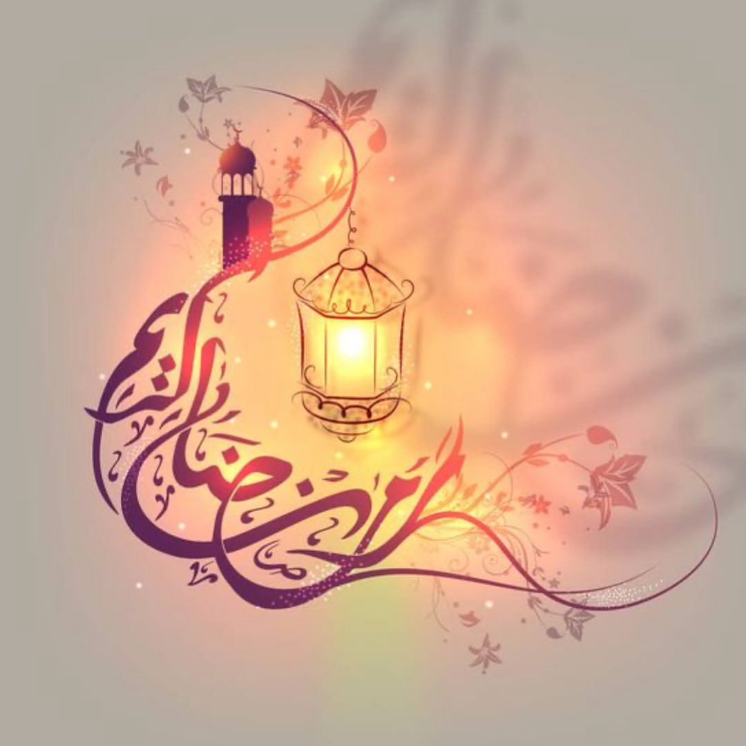 . . . مبارك عليكم الشهر تقبل الله منا ومنكم صالح الأعمال♥️