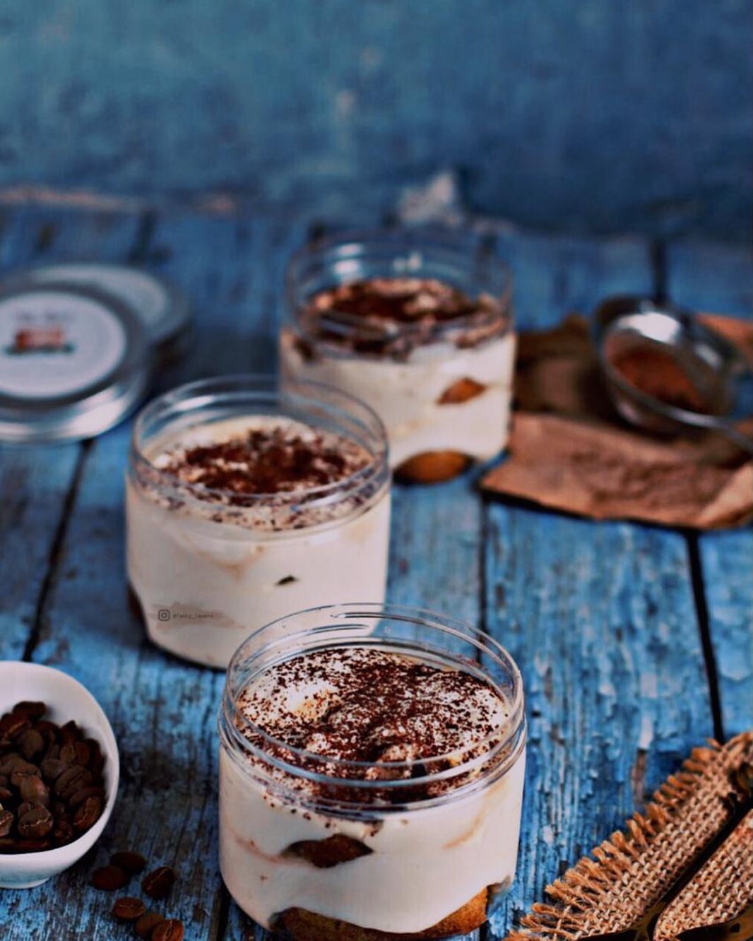 نتوقف لفتره بعدها نعود لإستقبال طلباتكم باذن الله ♥️♥️