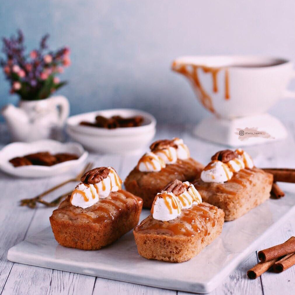. Apple spice mini loaf كيكه الخريف