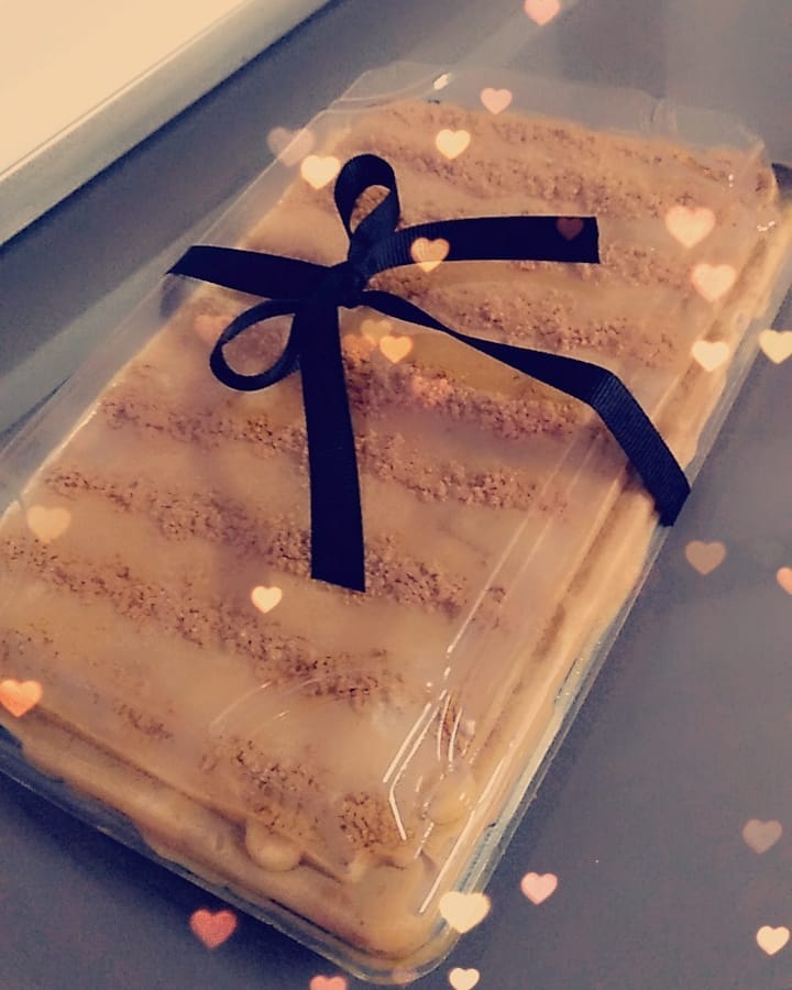جديدنا (حلا اللاتيه) َللطلب قبل بيوم #سينابون #كيكة#توصيل #بستاشيو #لوتس #حلاوة#زبونتي #حل