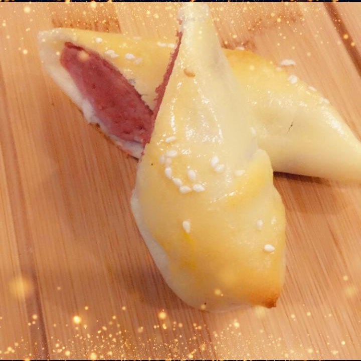 Hot dog roll