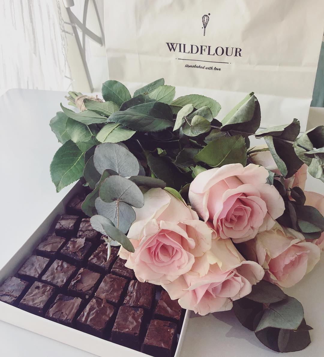 extra love for love day -limited quantity- accepting preorders . . . #homebakedwithlove #v