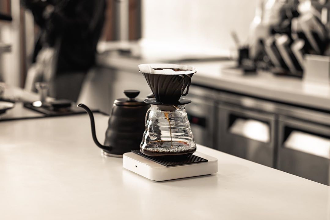 كرسالة صباح جميلة، أتمنى لكم يوم لطيف . #be_safe #seven_grams #7_جرام #GramsOfLove #Coffee