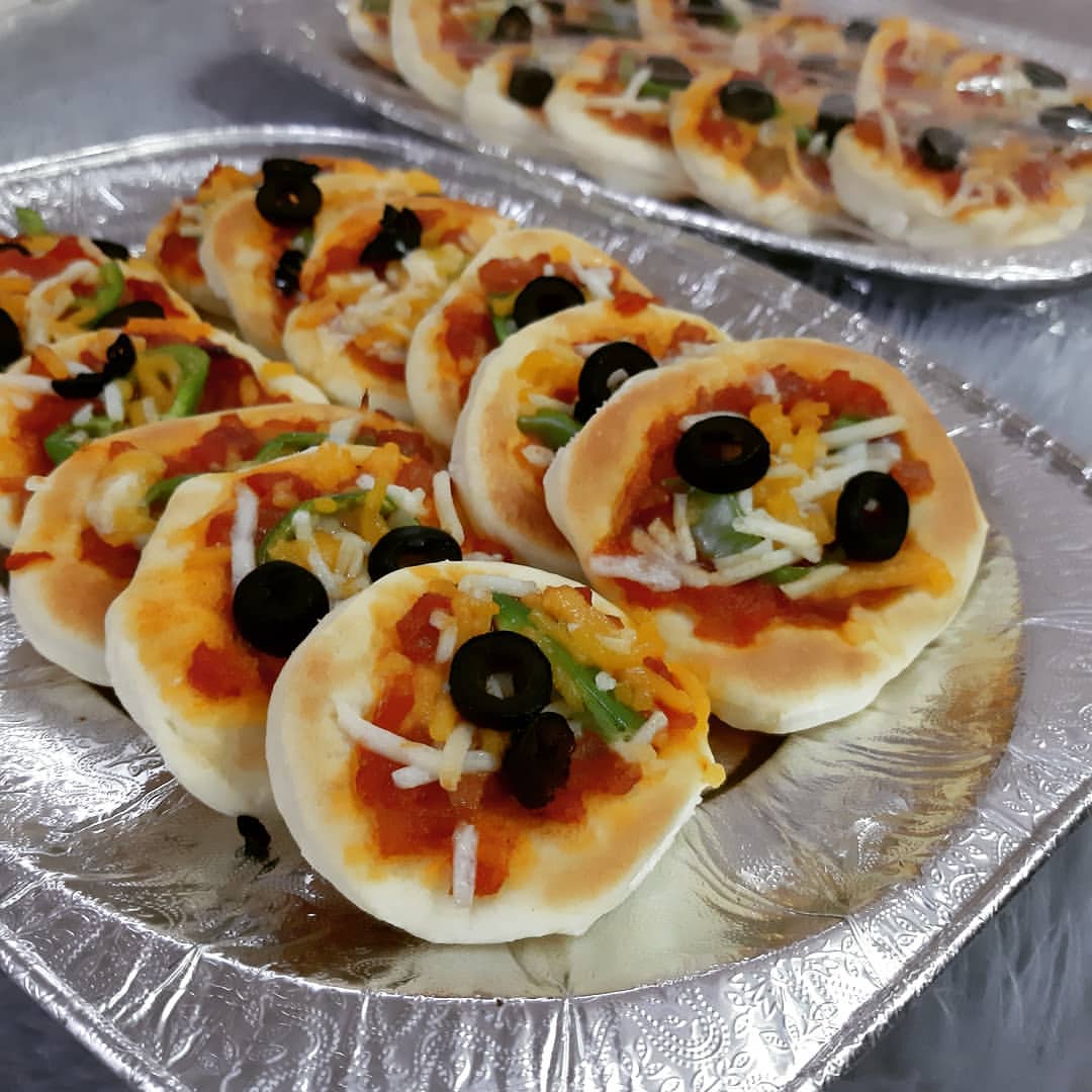 طلبية اليوم بيتزا وسط