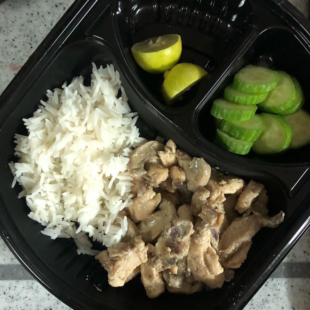 دجاج بالفطر