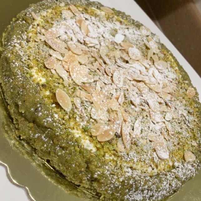 مفروكة الفستق بالقشطه بحجم صغير السعر 50