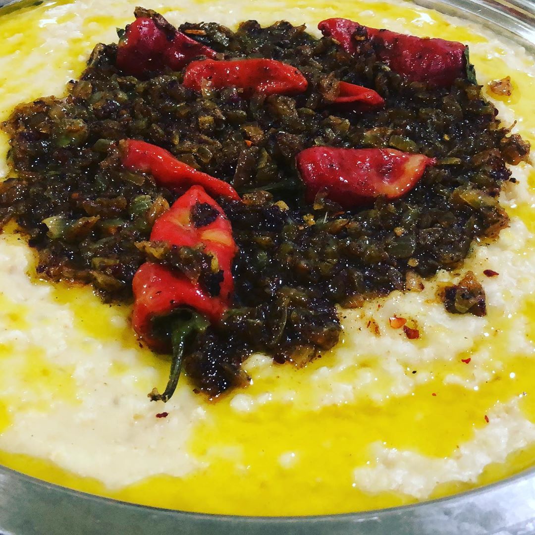 للحجز التواصل على الواتس اب