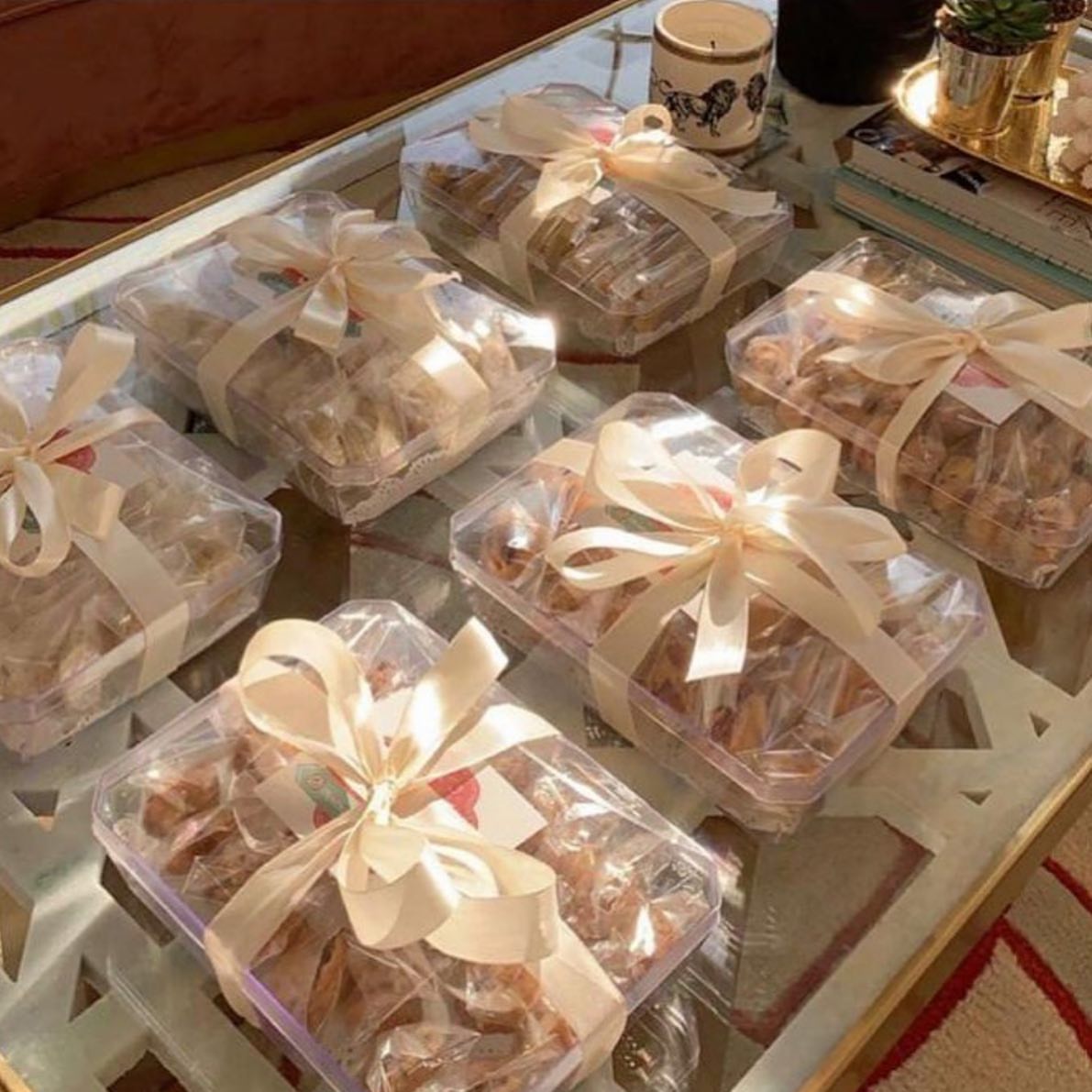 بدأ حجز علب معمول وحلويات بركة طازج للتسليم الفوري او الحجز وتغليف هديه مع الطلب #فعاليات
