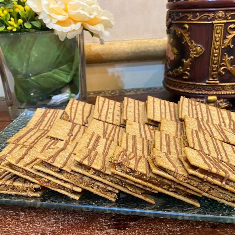البسكوت المكرمل #مدارس#ضيافه#استقبال#حلا#حلويات#حفلات#حب#فستق#قهوه#مواليد#تمريات#تارت#توزي