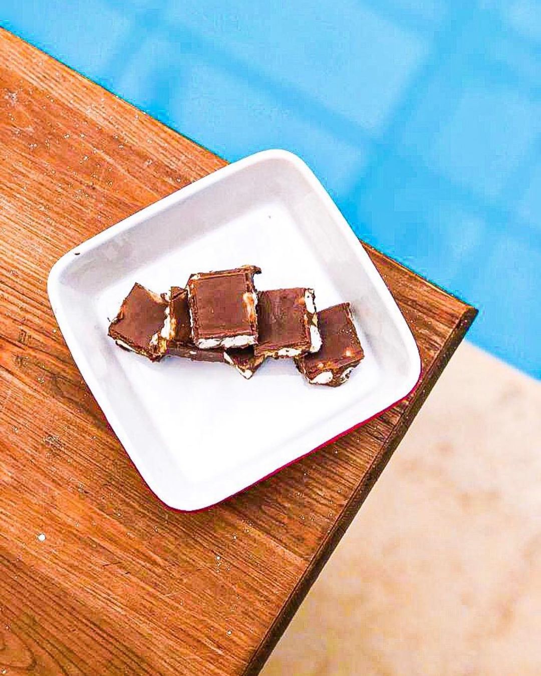 ويكند سعيد . . . . . . .#riyadh #منشئات #اعلان #روكي_رود #روكي_روود #تشوكوليت #chocolate #