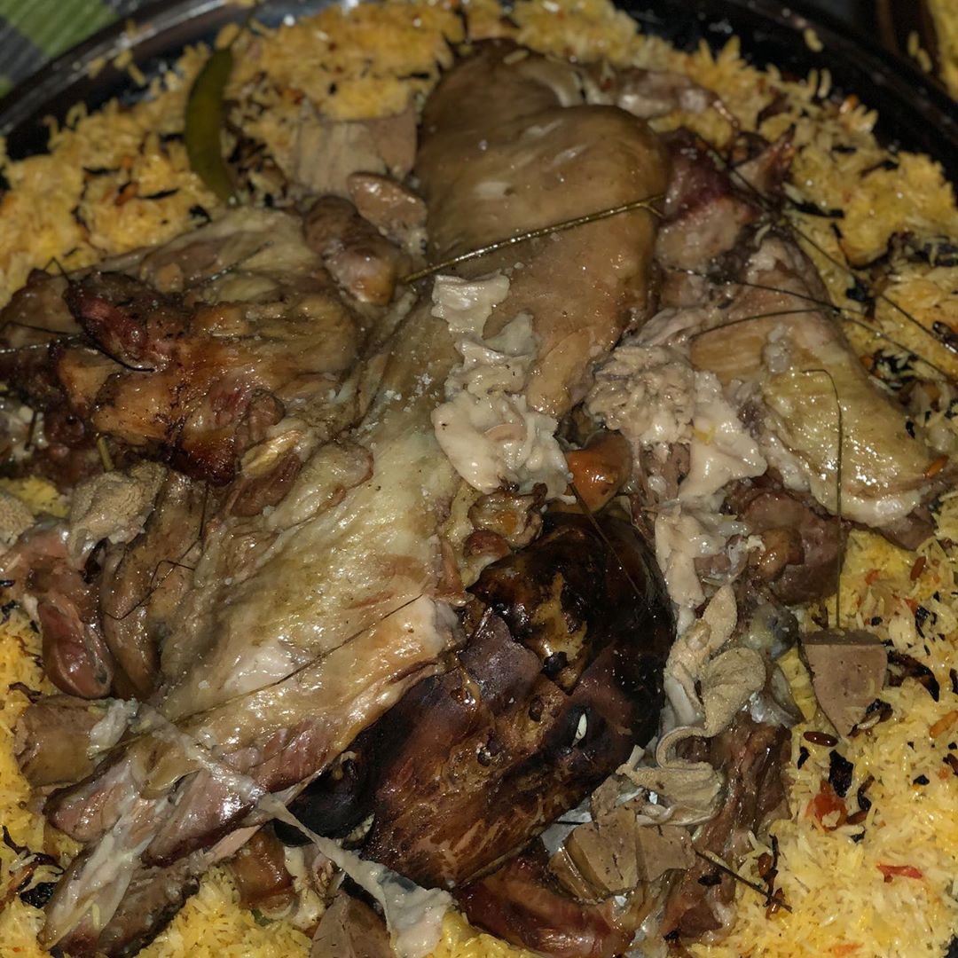 بالعافيه عليكم. #حنيذ_بالمرخ #حنيذ #عشاء #عشاء_لذيذ #حنيذ_الجنوب