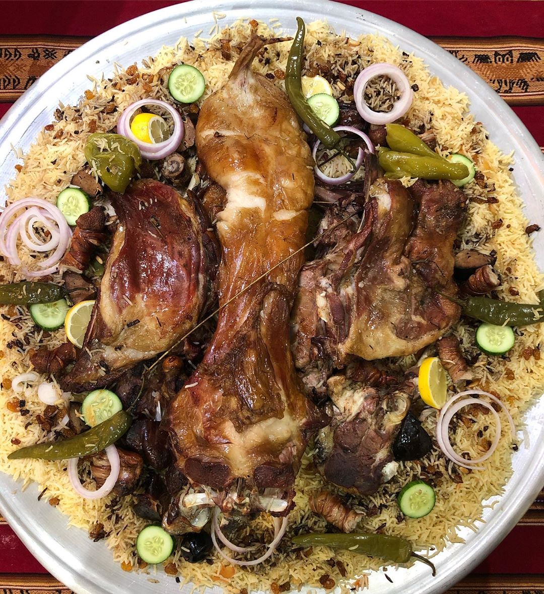 عشاء الليله مع الف عافيه عليكم. #حنيذ_بالمرخ #حنيذ #عشاء_ضيوف #عشاء_اليوم #لذيذ #مقرمش