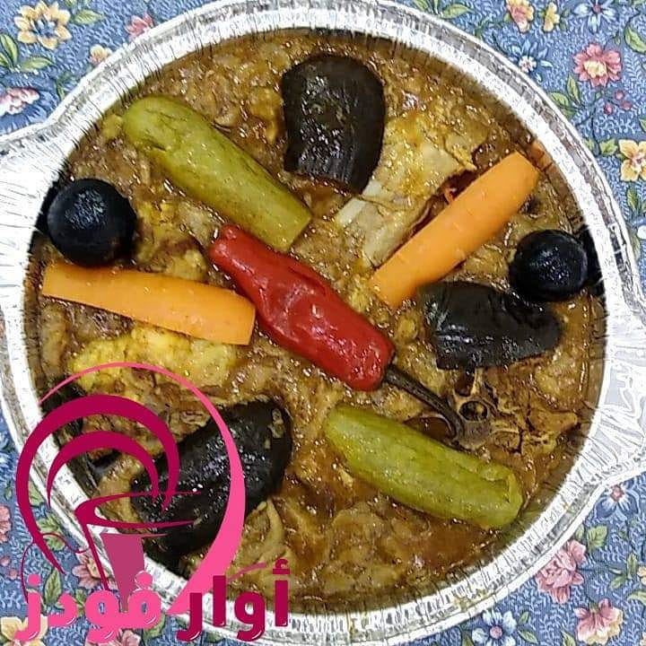 أطلبها الأن مرقوق الحافظة الكبيرة ١٧٥ ريال ‏الوسط ١٤٥ الصغيرة ١١٥ واتساب