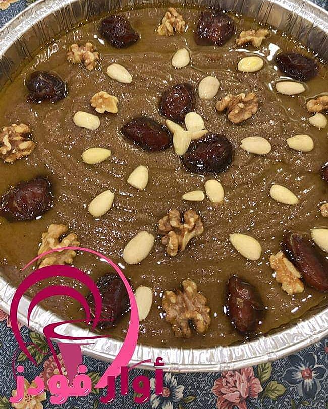 أطلبها الأن عصيدة التمر و السمن الحافظة الكبيرة ١٧٥ ريال ‏الوسط ١٤٥ الصغيرة ١١٥ واتساب